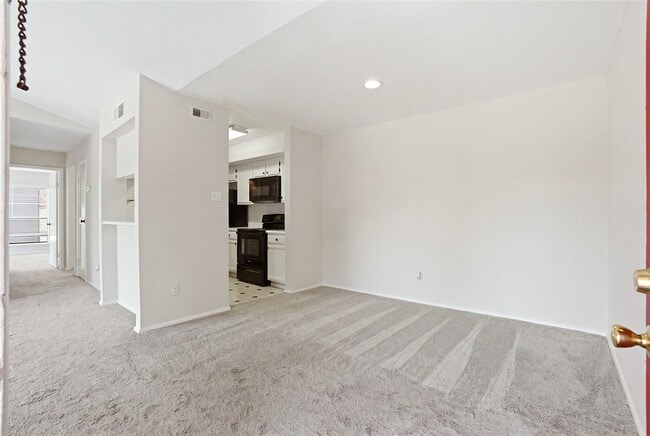 Photo - 2025 Augusta Dr Unit 804