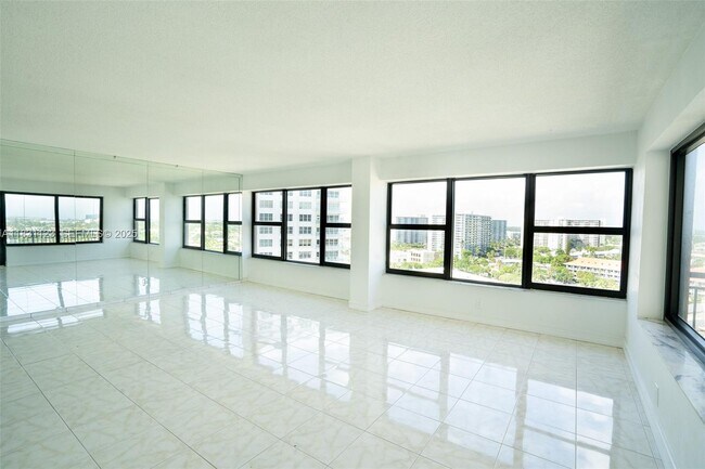 Photo - 3800 Galt Ocean Dr Unidad 1215