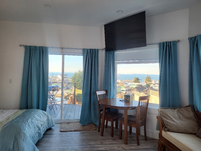 Photo - 7401 Jackson Rd