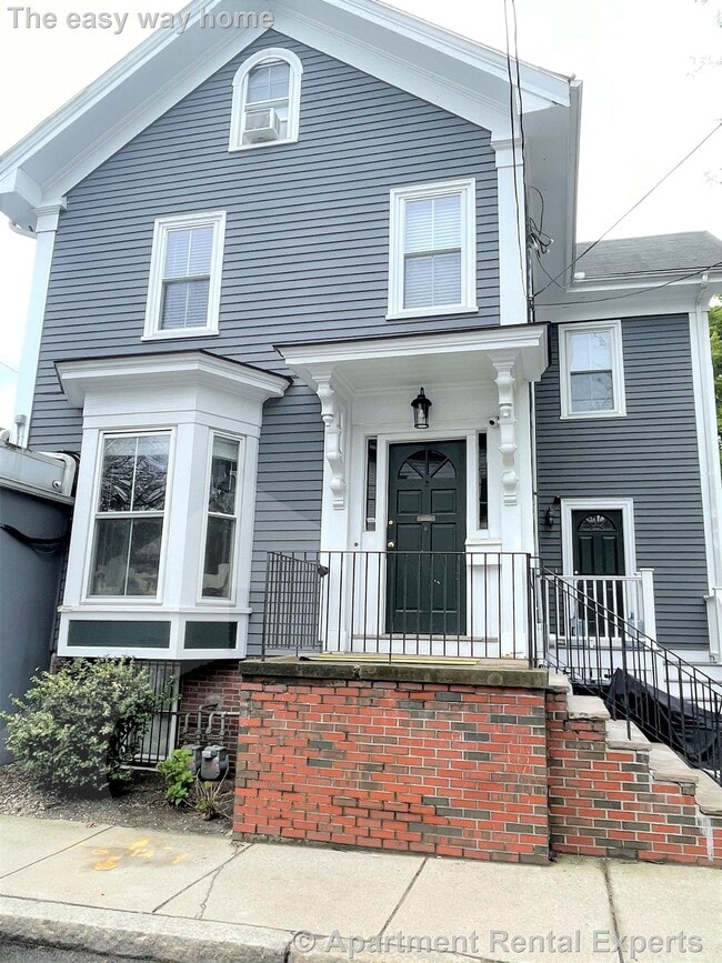 Building Photo - 2 Worcester St