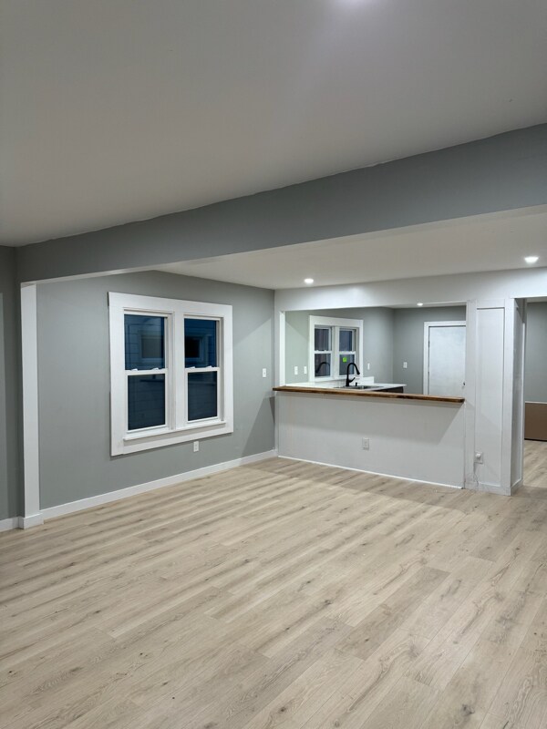 Photo - 7584 Hudson Ave