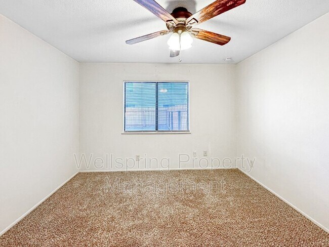 940 W Graaf Ave Unit B - APPROVED APP - DO NOT APPLY