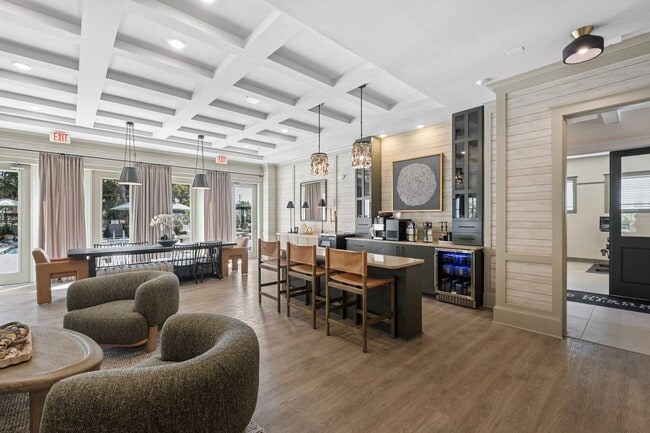 Photo - The Nixon Apartments