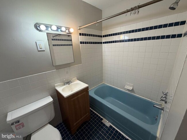 Photo - 6632 Germantown Ave Unidad 101