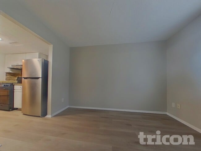 Photo - 1743 Napa Valley Ct SE