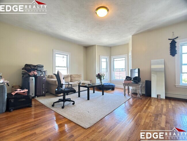 Photo - 61 Claymoss Rd Unit 1