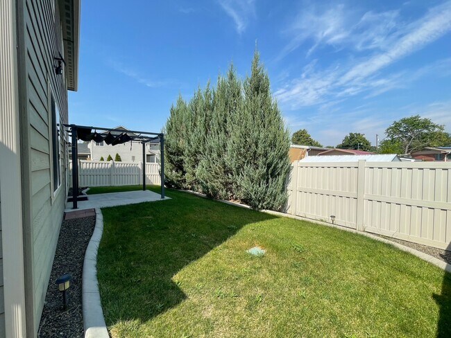 Photo - 11473 Baserri Dr