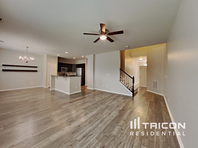 Photo - 240 Chesterbrook Ln House