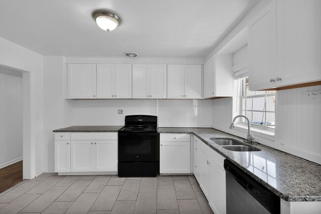 Photo - Stunning 3-Bedroom, 2-Bath Home in Desirable Mandarin Neighborhood!