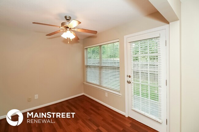 Photo - 3022 Broadleaf Trail Rd