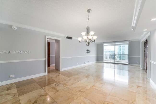 Photo - 6039 Collins Ave Unidad 1229