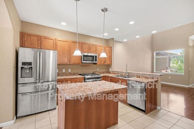 8546 Gold Peak Ln
