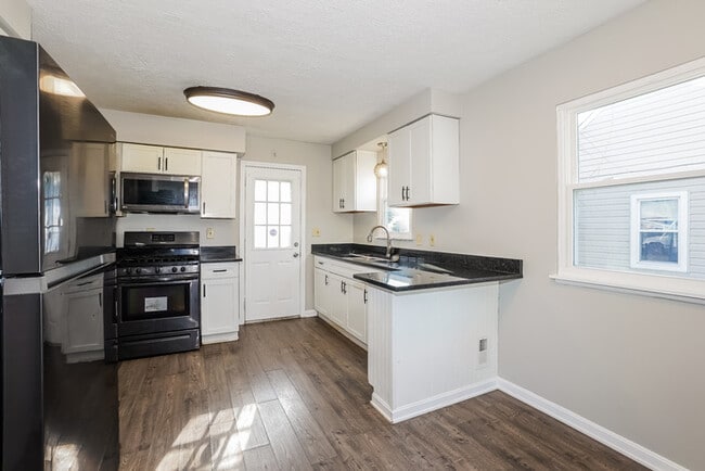 Photo - 26900 Zeman Ave