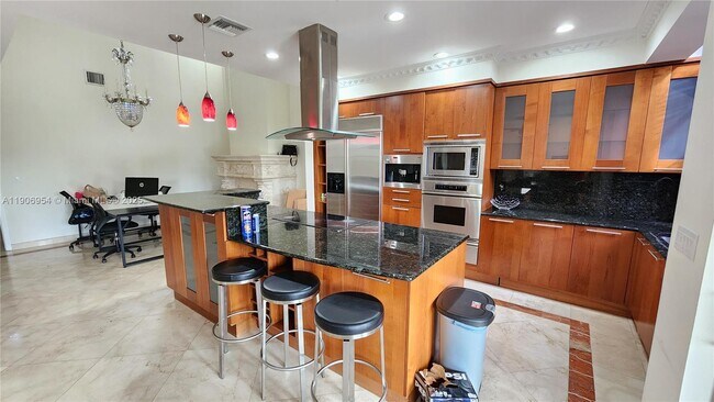 Photo - 718 Deer Creek Via Verona