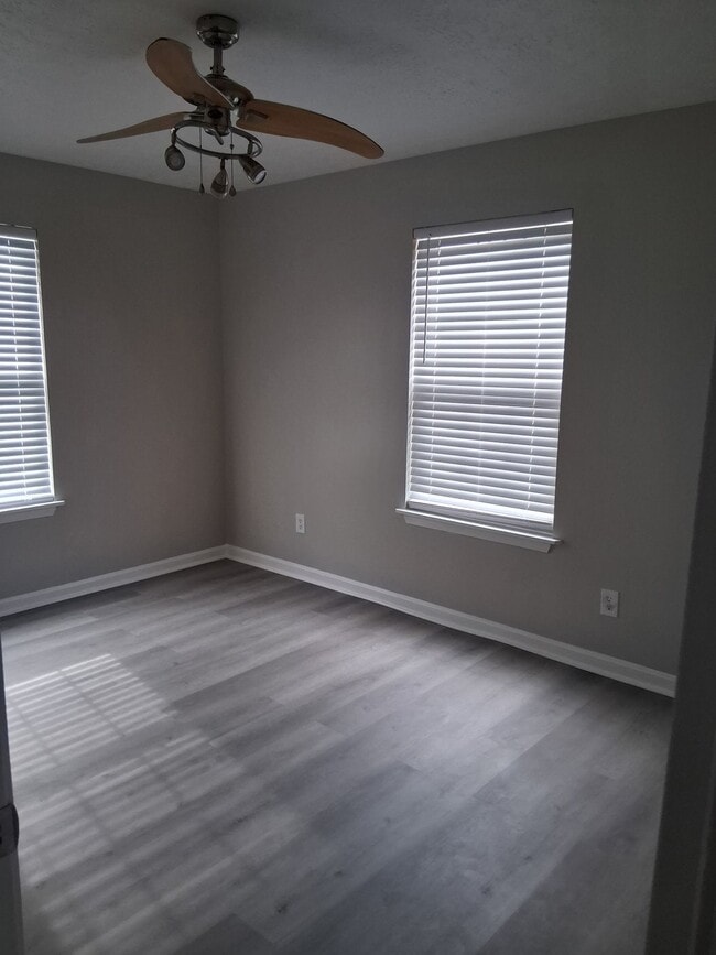 Photo - 4702 Kenrose Ln Unit 4702 Kenrose Ln -  #4