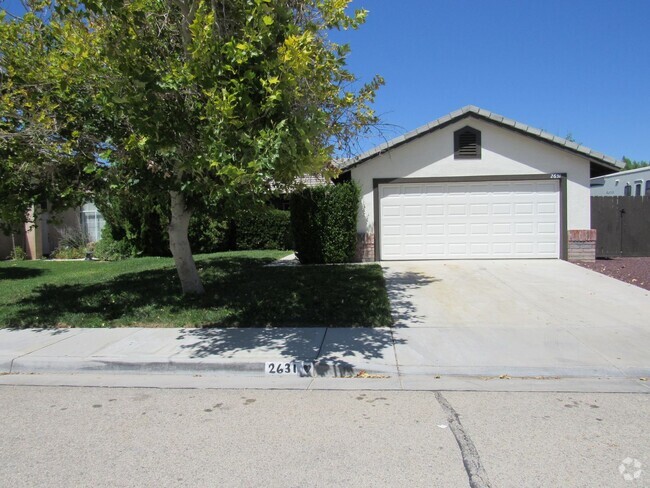 Building Photo - West Lancaster Single Story Home