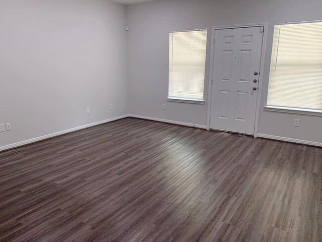 Photo - 8114 Rhobell St Unidad A