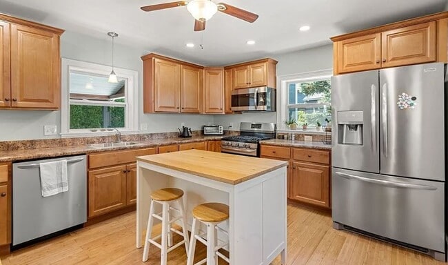 Photo - 20 Planters St