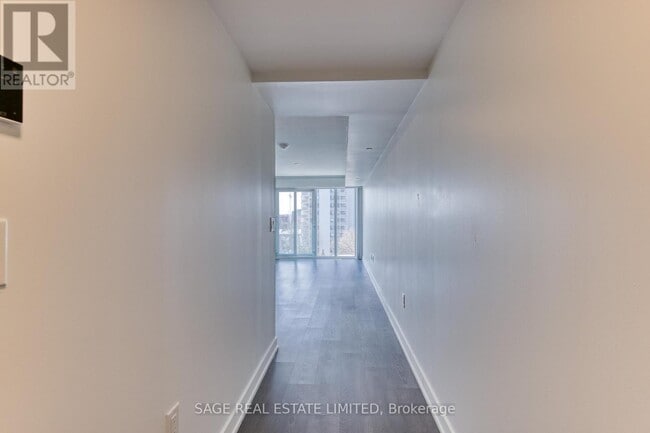 Photo - 50 McCaul St Unité 701