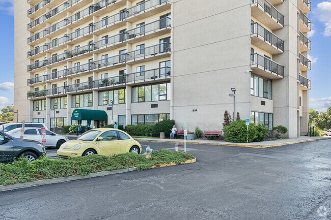 Shalom Towers