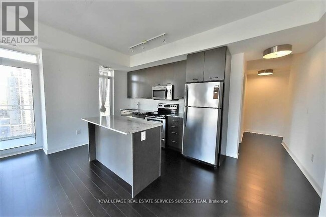 Photo - 365 Prince of Wales Dr Unit 1802