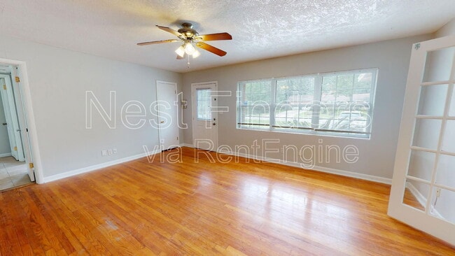 Photo - 8229 Hogan Rd House