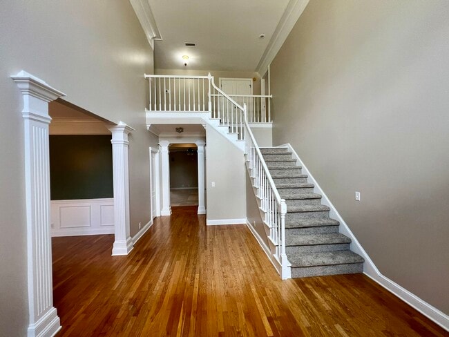 Photo - 2903 St Johns Dr