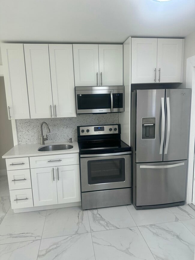 Photo - 1227 NW 6th Ave Unidad A