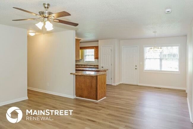 Photo - 417 Congress Dr