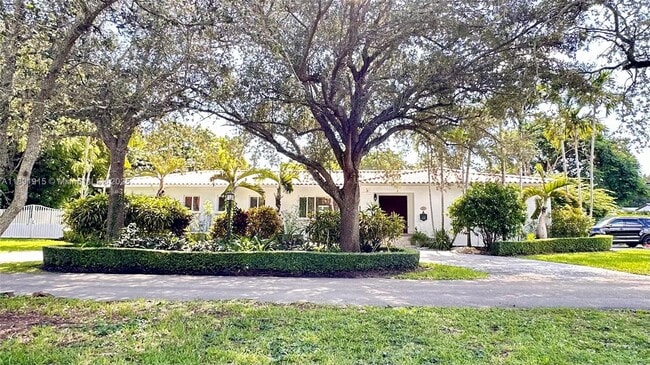 Building Photo - 5780 SW 53rd Terrace