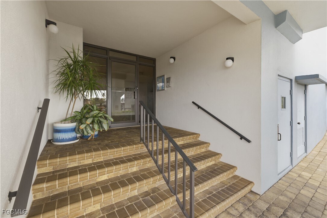 Photo - 1925 Clifford St Unit 101