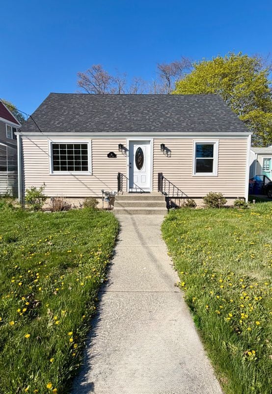 Photo - 38 Pine St