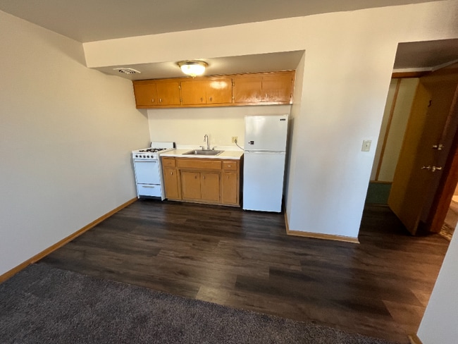 5506 W Lincoln Ave Unit 3