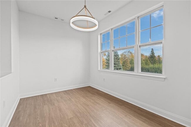 Photo - 106 E Mill St Unit 202