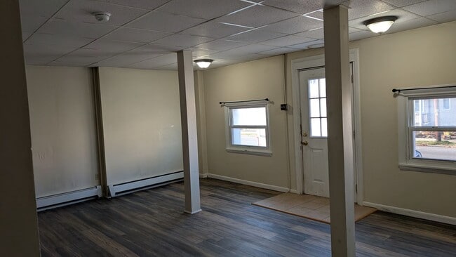 Photo - Franklin St Unit Front