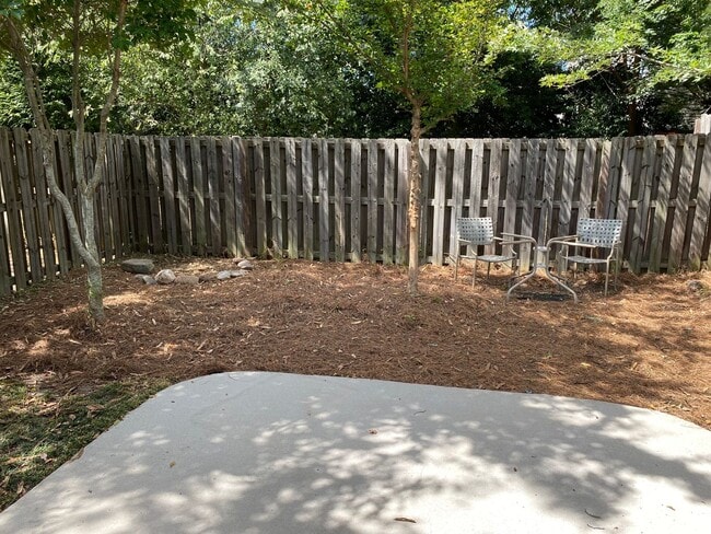 Photo - 817 Bryans Circle