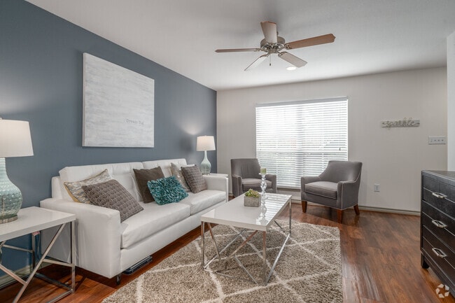 2BR, 2BA with Study - 1,108SF - Living Room