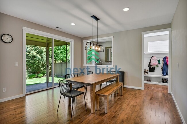 Photo - Discover Spacious Comfort: Stunning 5-Bedroom Home with 3.5 Baths in Snoqualmie!