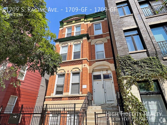 Building Photo - 1709 S Racine Ave Unit 1709-GF Rental