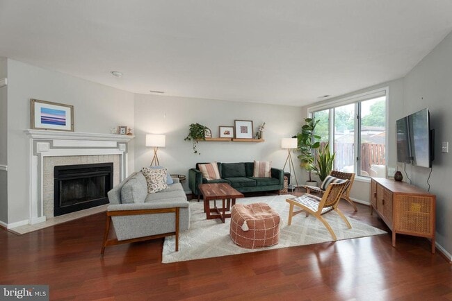 Photo - 9 Woodmont Dr