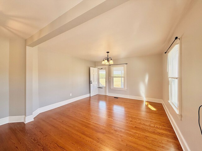 Photo - Charming 3 Bedroom Home for Rent!