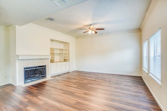 Photo - 8022 Willancy Ln