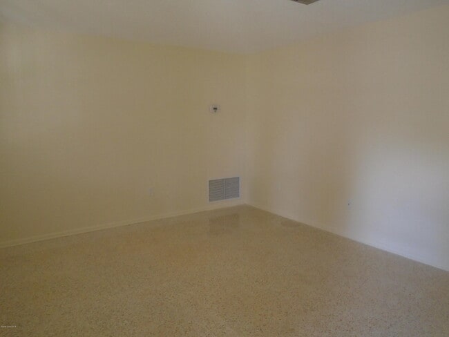 Photo - 212 Forrell Ave