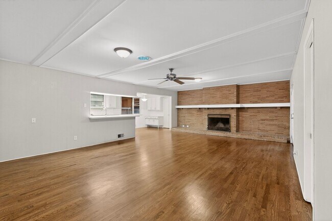 Photo - 2522 Pinebluff Dr