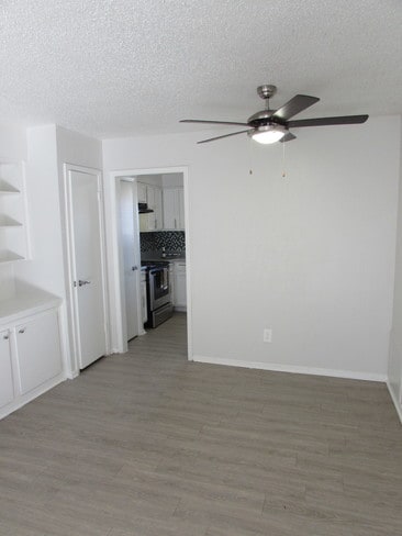 Photo - The Burgundy