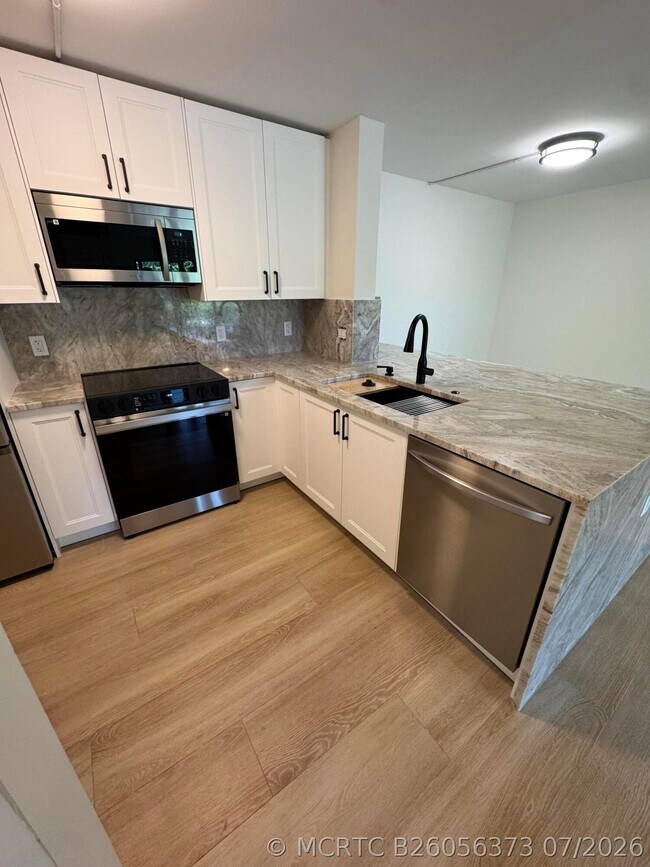 Photo - 629 Sea Pine Way Unit C1
