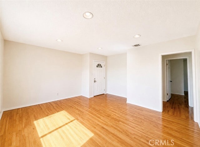 Photo - 1372 W 36th St Unidad 4