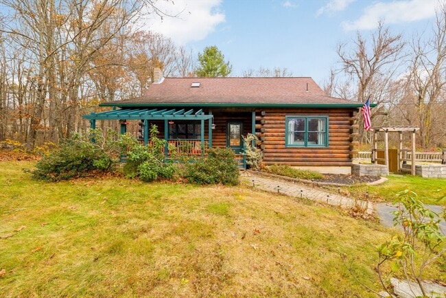 Photo - 404 Rawson St