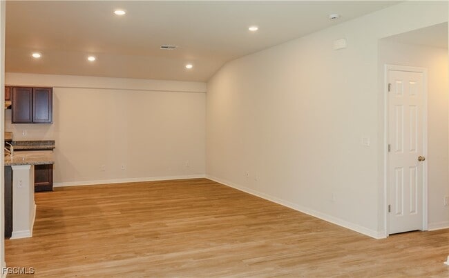 Building Photo - 311 Norwalk Ave Rental
