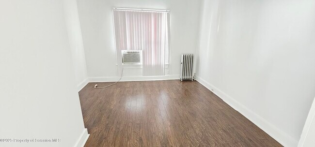 Photo - 126 S Rebecca Ave